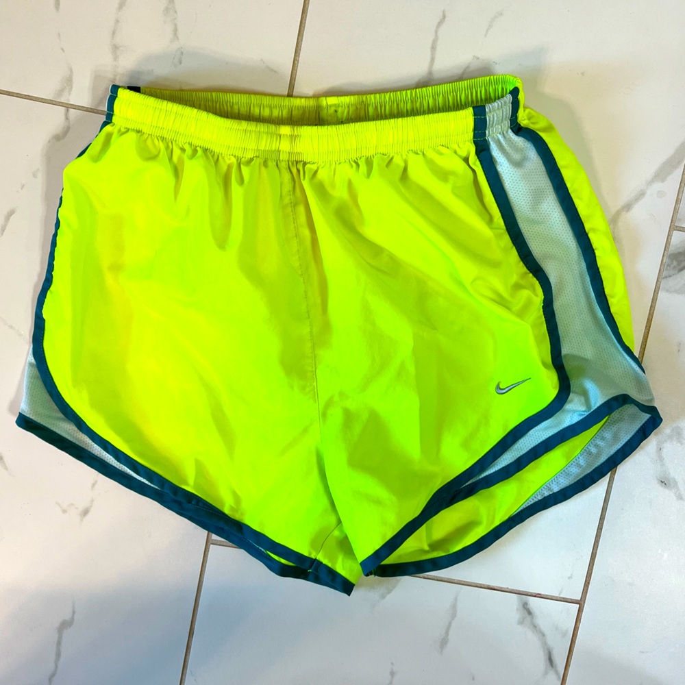 Nike Dri Fit Running Shorts Small high Visibility Women’s